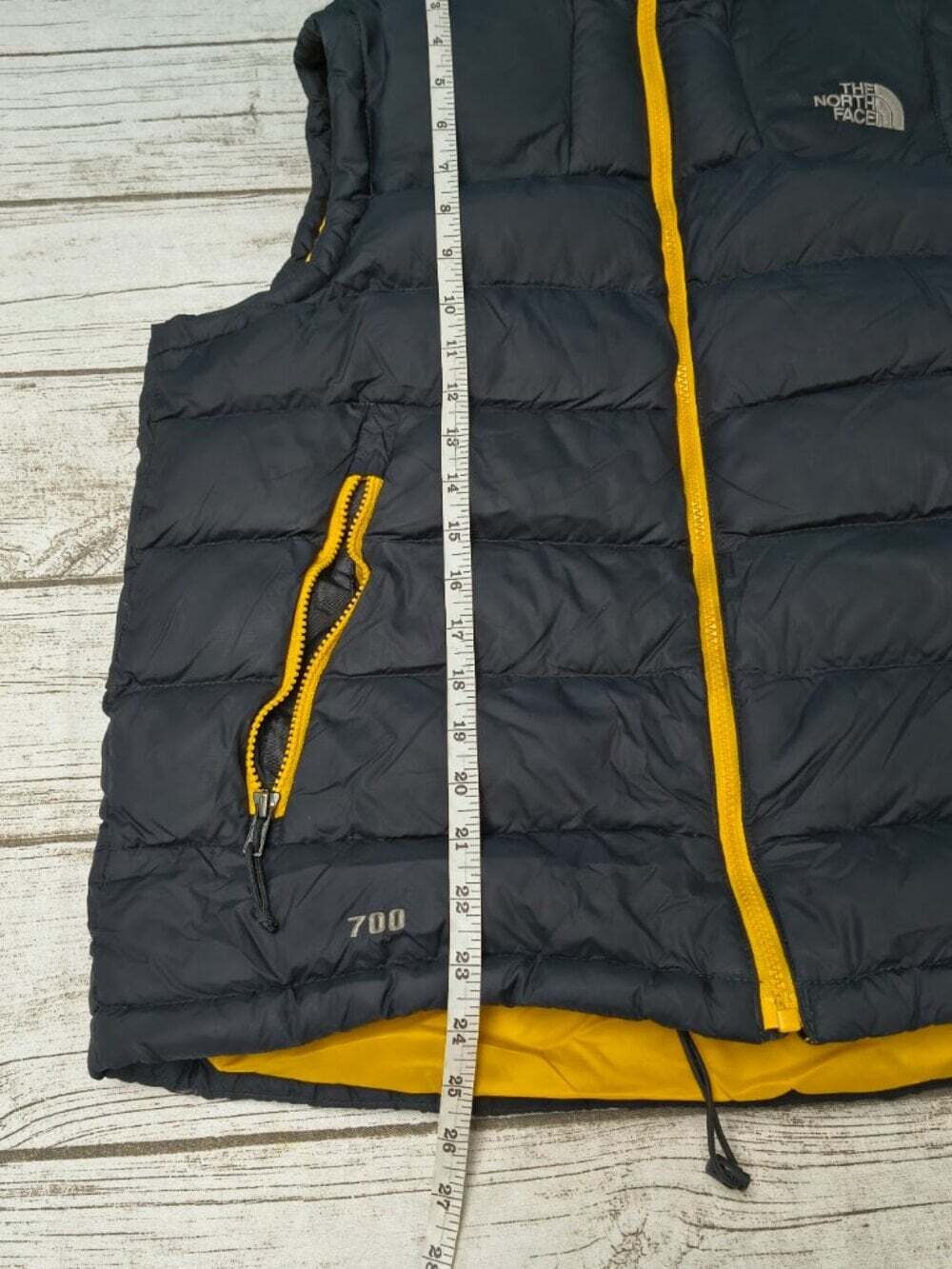 The North Face 700 Fill Down Nuptse Vest Black Yellow Mens Medium Reversible - Picture 5 of 6